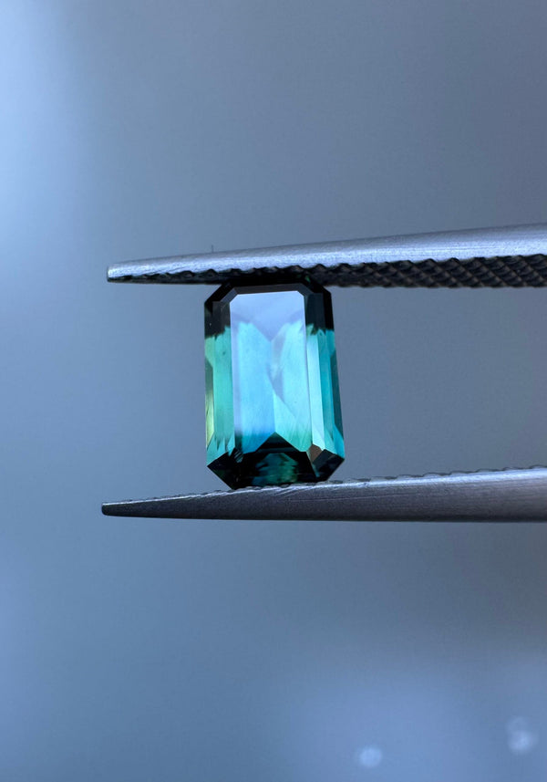 Blue Green Sapphire image 0