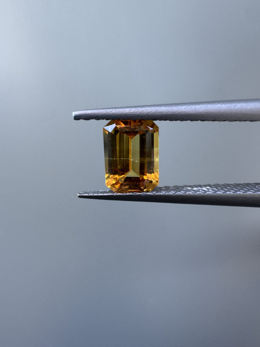 Golden Yellow Sapphire