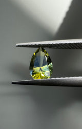 Green Yellow Parti Pear Sapphire image 3