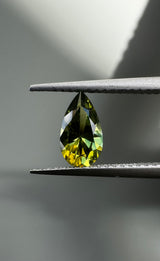 Green Yellow Parti Pear Sapphire image 2