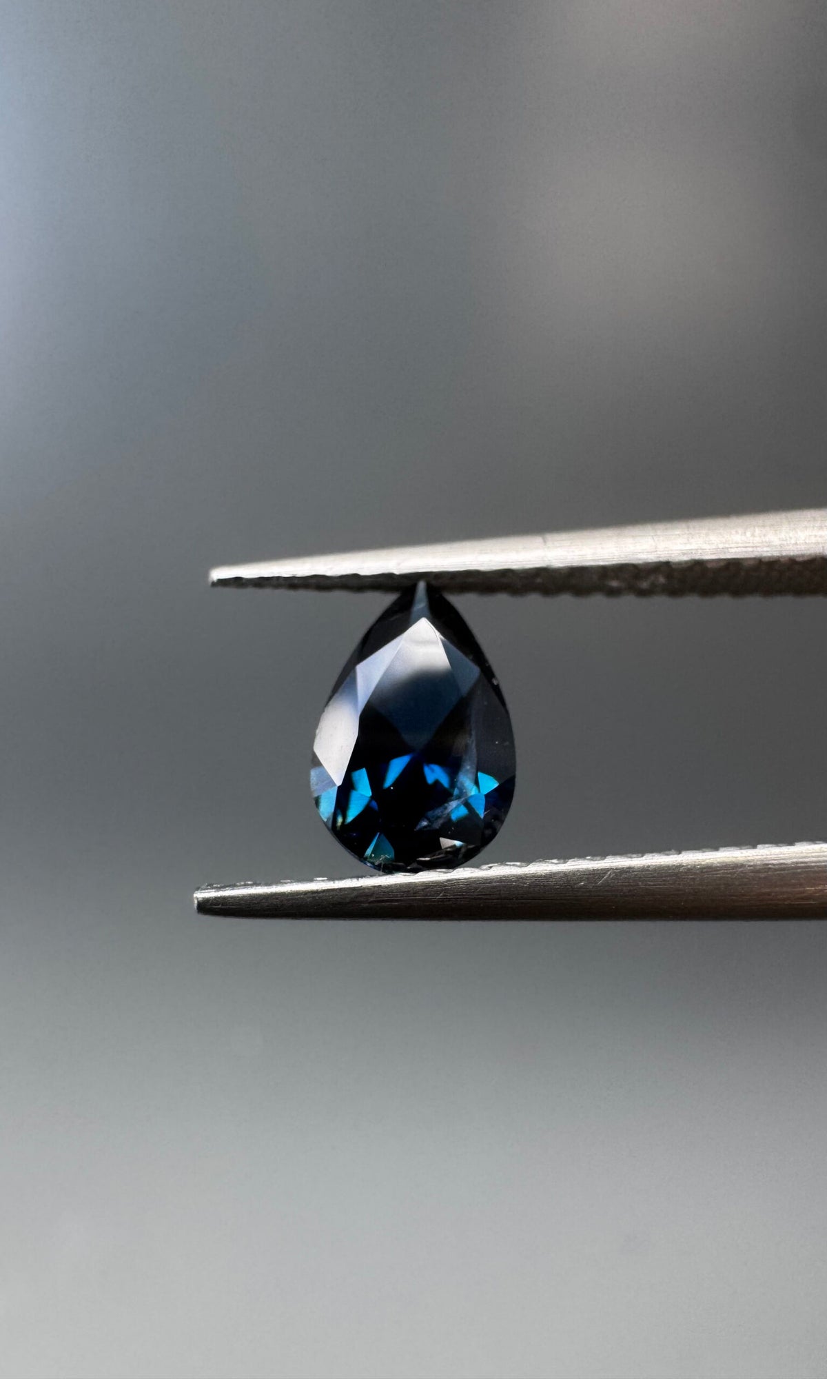 Blue Pear Sapphire image 0