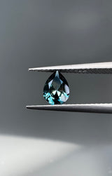 Pear Blue Sapphire image 2